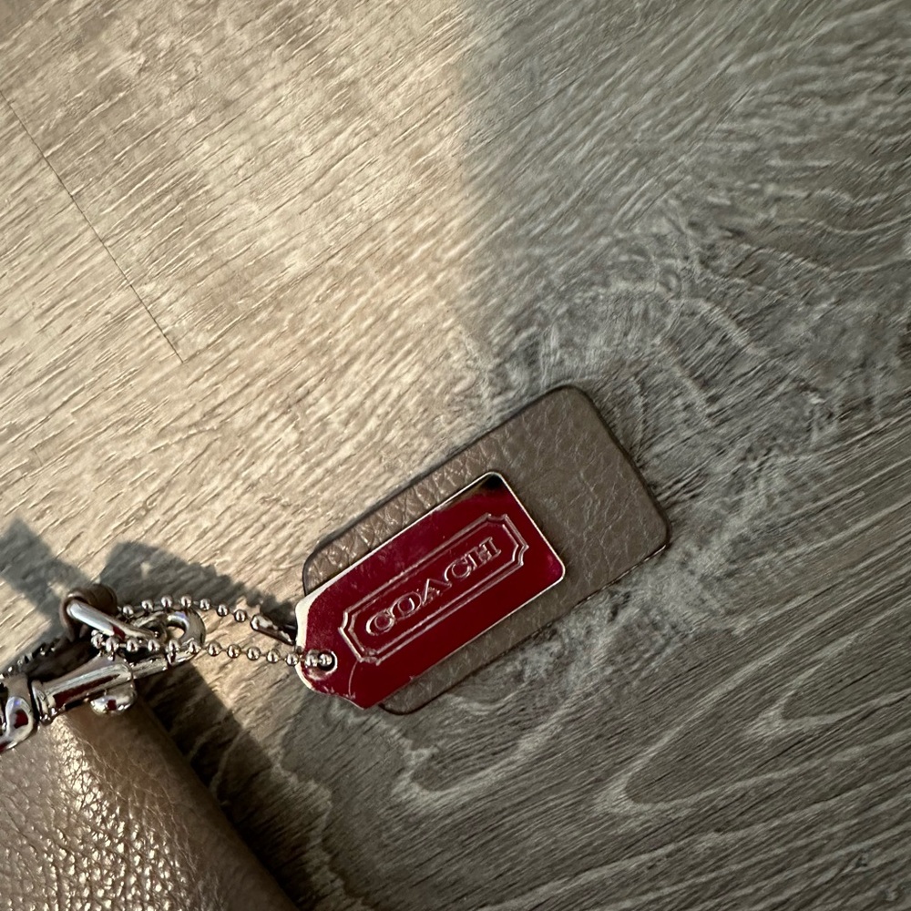 Coach Nearly Vintage Bleecker Daily Bag Silver/Silt - Picture 7 of 12
